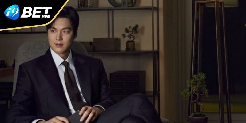 Thành tích vô tiền khoáng hậu của tác giả trong sự nghiệp